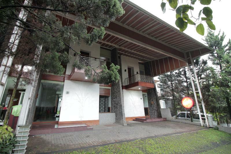 Oyo229嗨品质酒店 万隆 外观 照片